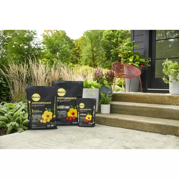 Miracle-Gro Performance Organics All Purpose Container Mix, 6 qt. - Organic, All Natural Plant Soil - Feed for up to 3 Months - All-Purpose Formula for Vegetables, Flowers and Herbs