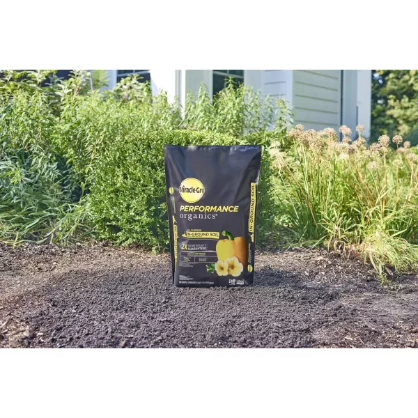 Miracle-Gro Performance Organics All Purpose Container Mix, 6 qt. - Organic, All Natural Plant Soil - Feed for up to 3 Months - All-Purpose Formula for Vegetables, Flowers and Herbs