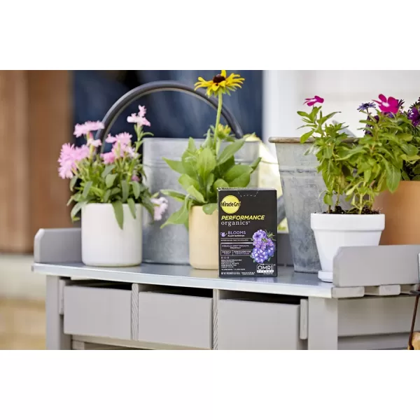 Miracle-Gro Performance Organics All Purpose Plant Nutrition, 1 lb. - All Natural Plant Food For Vegetables, Flowers and Herbs - Apply Every 7 Days For Best Results - Feeds up to 200 sq. ft.