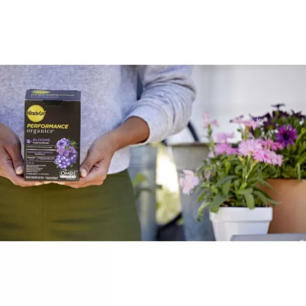 Miracle-Gro Performance Organics All Purpose Plant Nutrition, 1 lb. - All Natural Plant Food For Vegetables, Flowers and Herbs - Apply Every 7 Days For Best Results - Feeds up to 200 sq. ft.