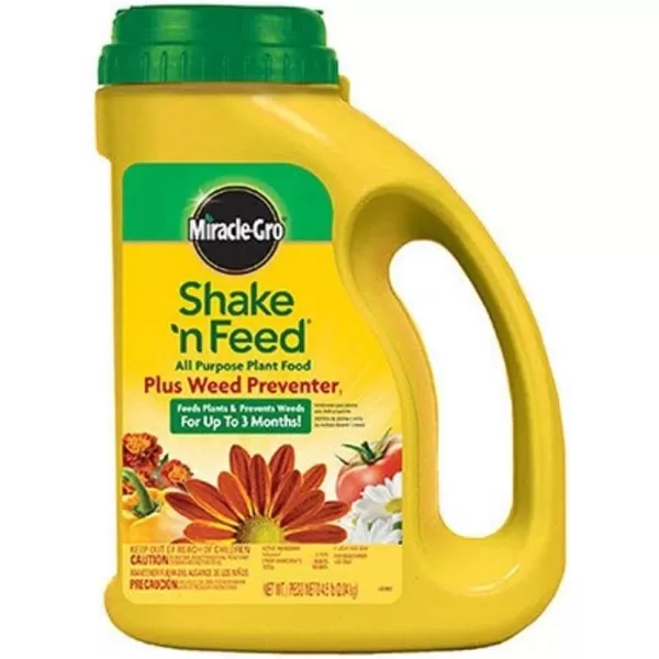 Miracle-Gro Shake 'n Feed Extended Boost, Fertilizer for Plants, Feeds Up to 6 Months, 3 lbs.