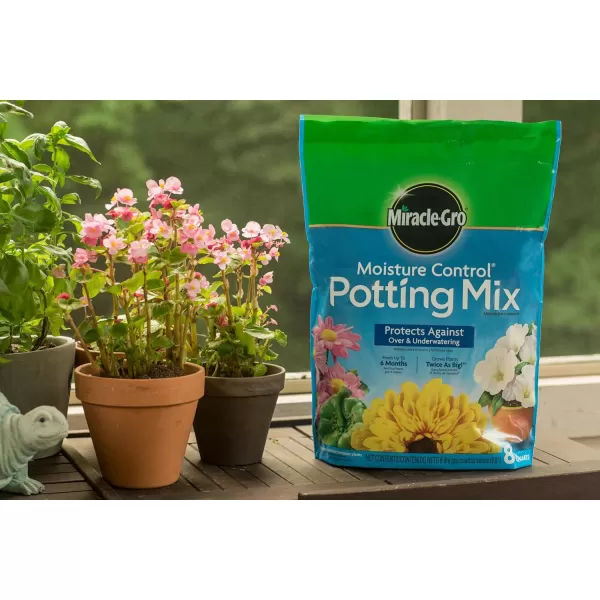 Miracle-Gro VB300519 Potting Mix, 8 qt. )