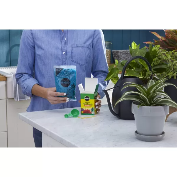Miracle-Gro Water Soluble All Purpose Plant Food, Fertilizer for Indoor or Outdoor Flowers, Vegetables or Trees, 10 lbs.