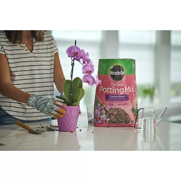 Miracle-Gro Water Soluble Orchid Food, Plant Fertilizer, 8 oz.