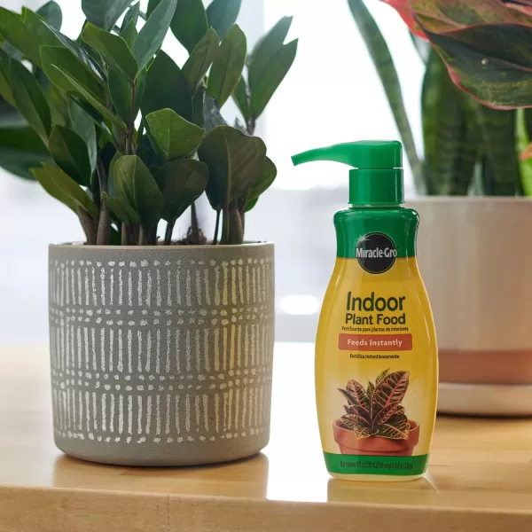 Miracle-Gro Indoor Plant Food , 8 oz., Instantly Feeds All Indoor Houseplants Including Edibles, 2-Pack