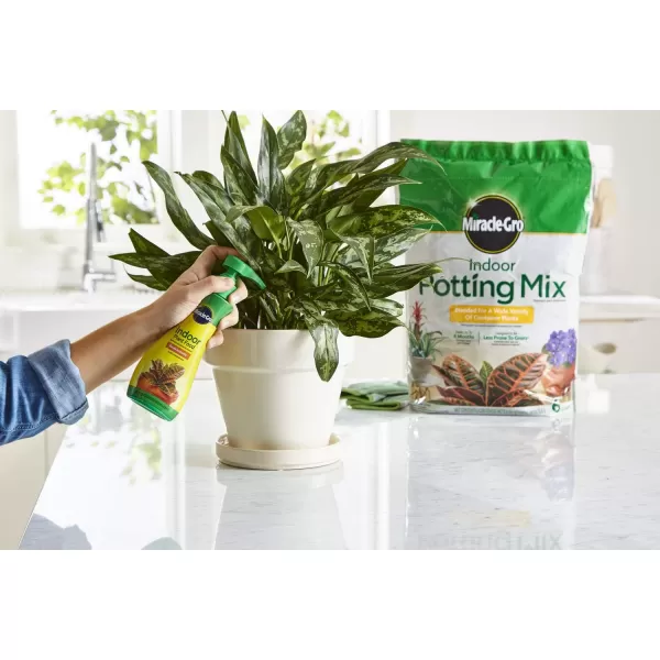 Miracle-Gro Indoor Plant Food , 8 oz., Instantly Feeds All Indoor Houseplants Including Edibles, 2-Pack